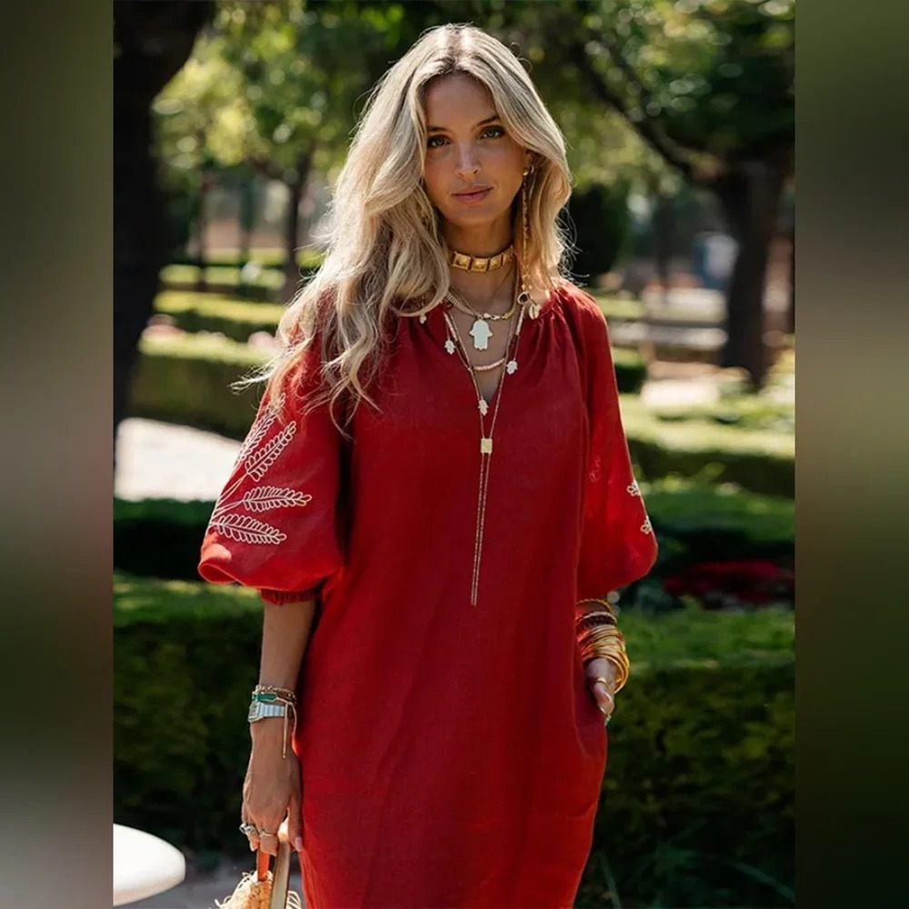 Bornladies Fashion embroidered linen red dress. Small. - Picture 2 of 7